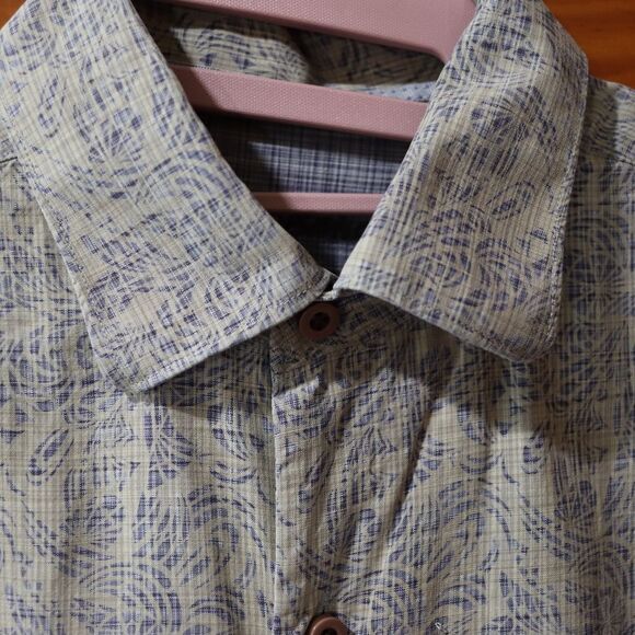 Tommy Bahama Gray Casual Button Down Shirt Silk Flip Cuff Small - Picture 3 of 12